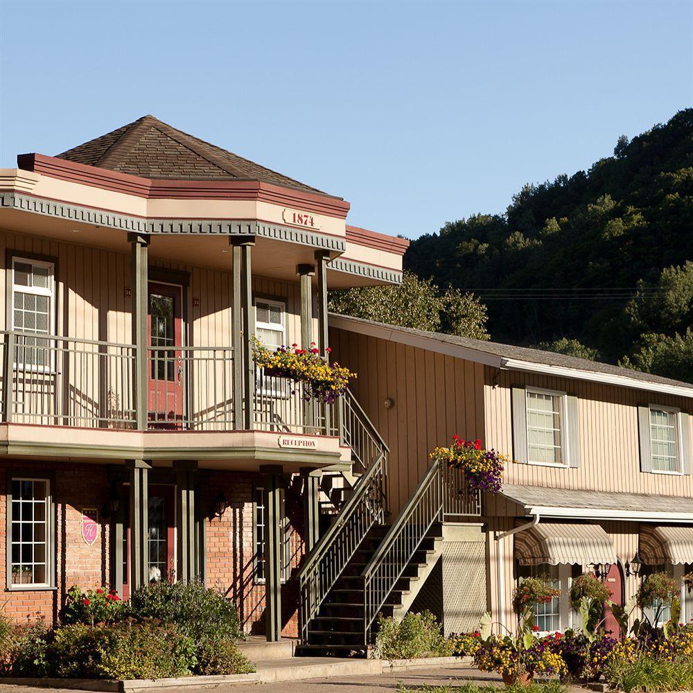 Auberge La Porte Rouge Mont-Tremblant Esterno foto