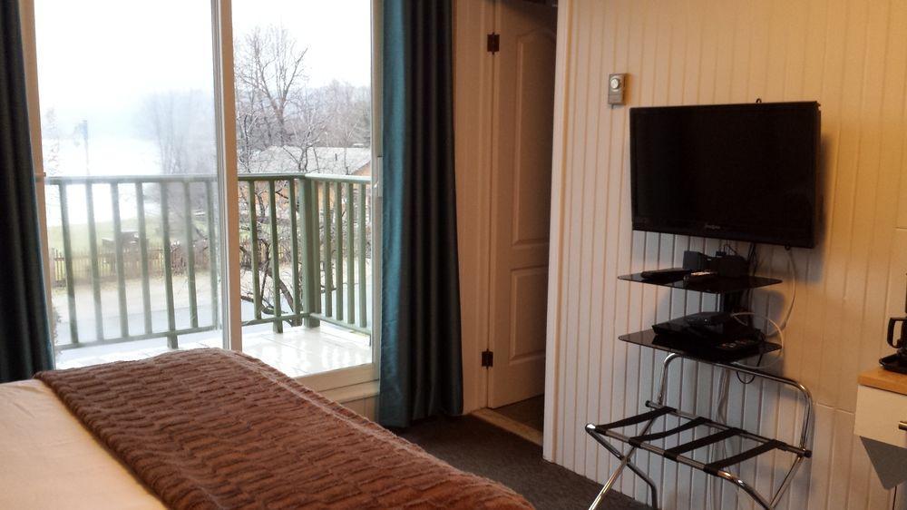 Auberge La Porte Rouge Mont-Tremblant Esterno foto