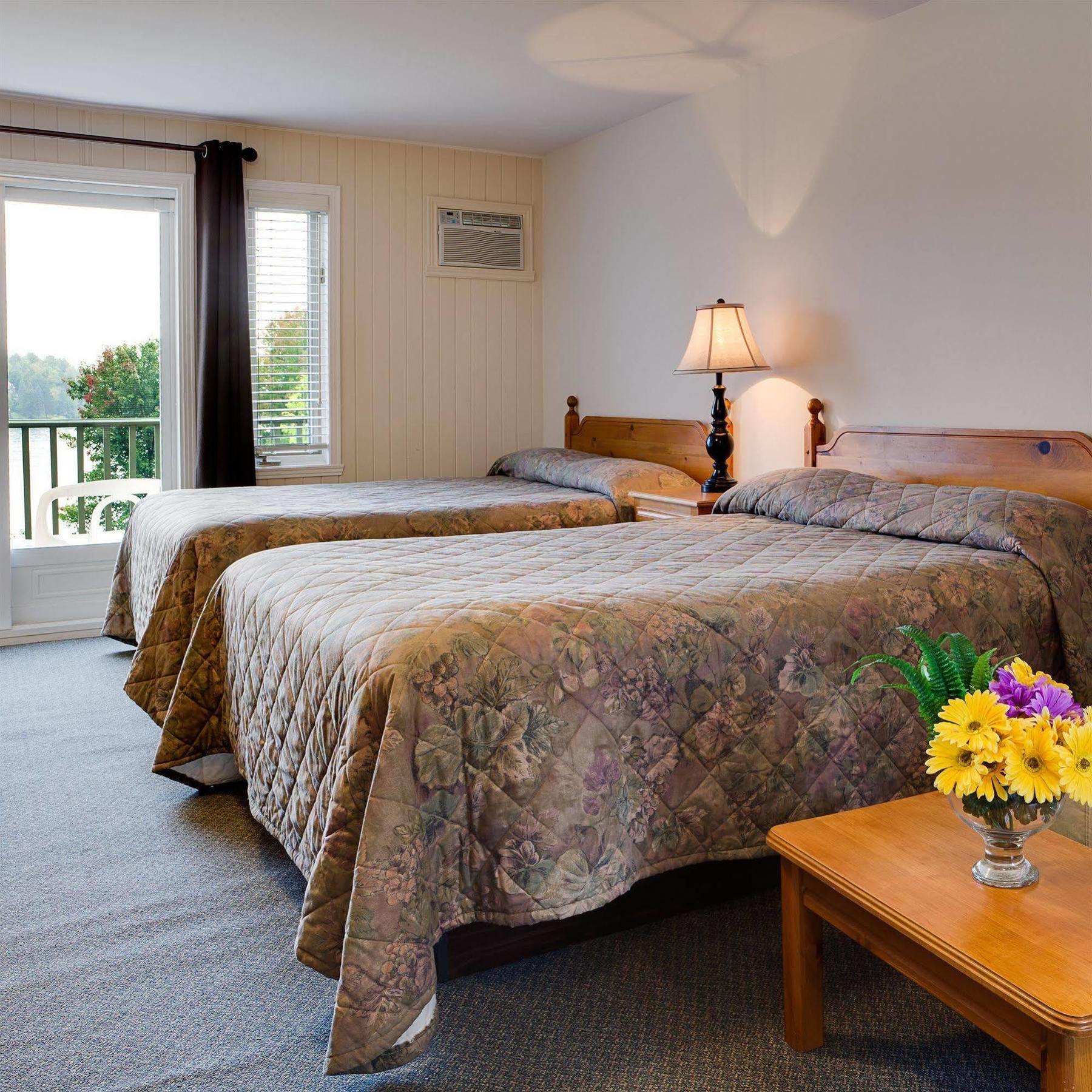 Auberge La Porte Rouge Mont-Tremblant Esterno foto