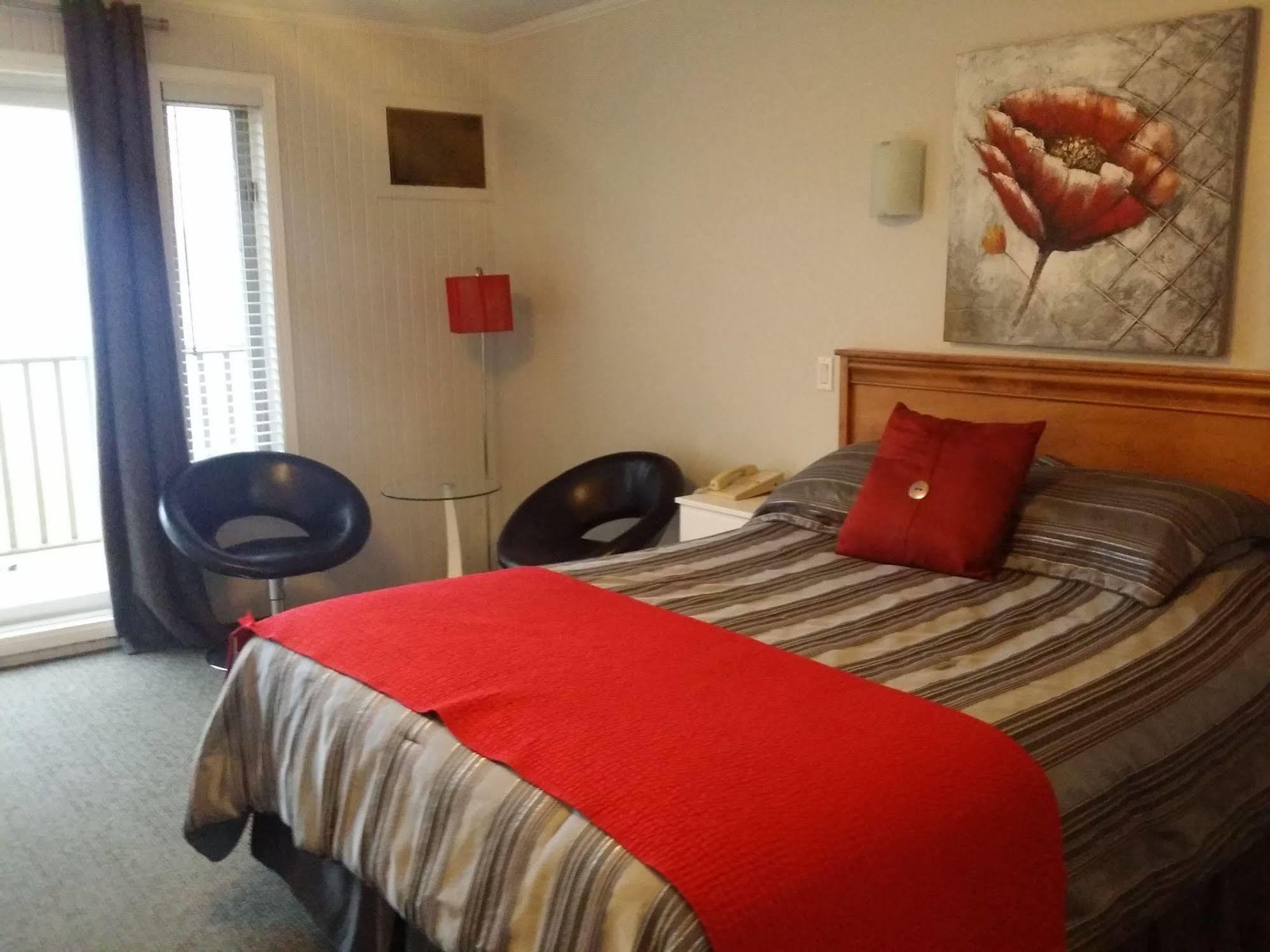 Auberge La Porte Rouge Mont-Tremblant Esterno foto