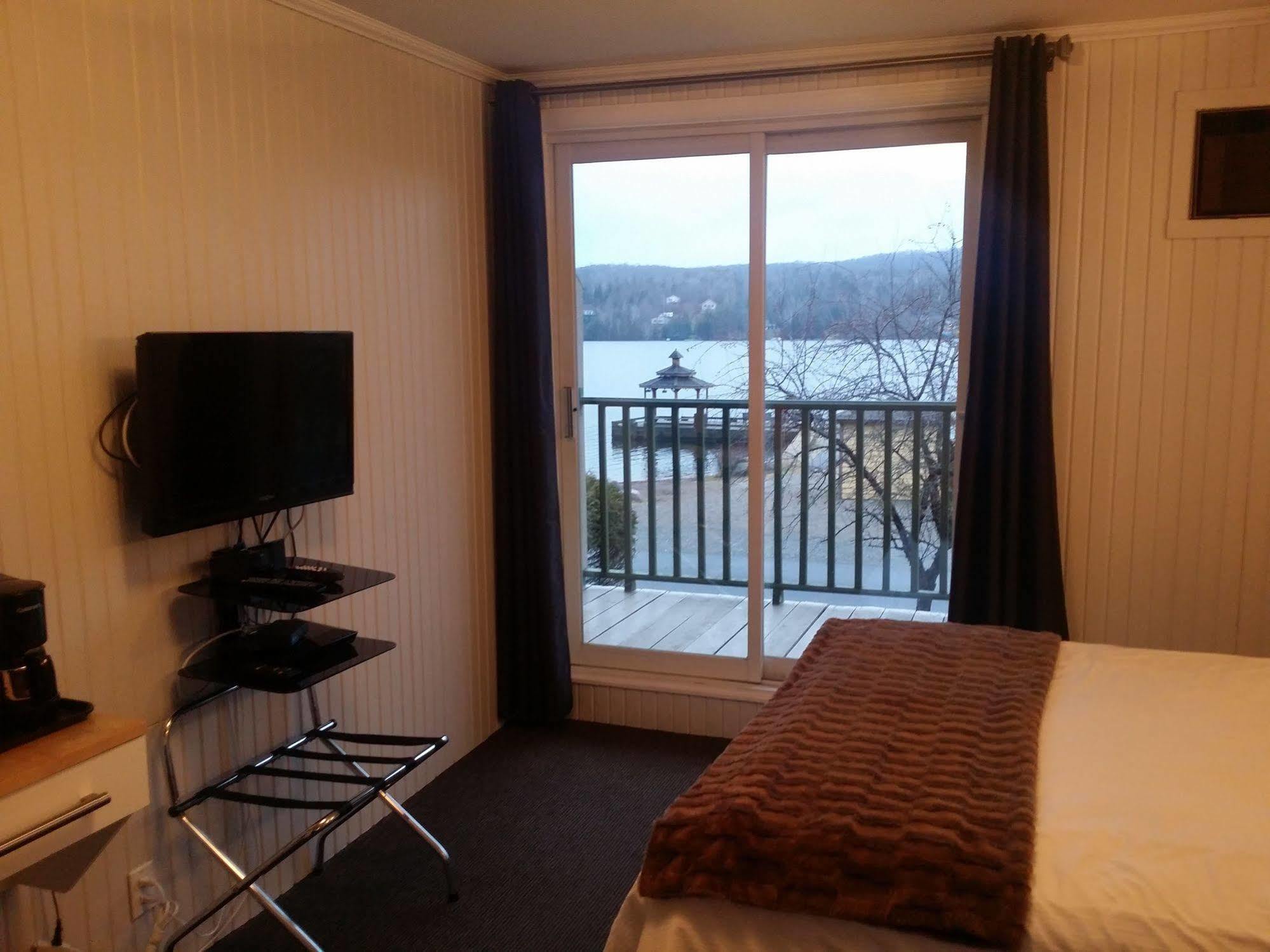 Auberge La Porte Rouge Mont-Tremblant Esterno foto