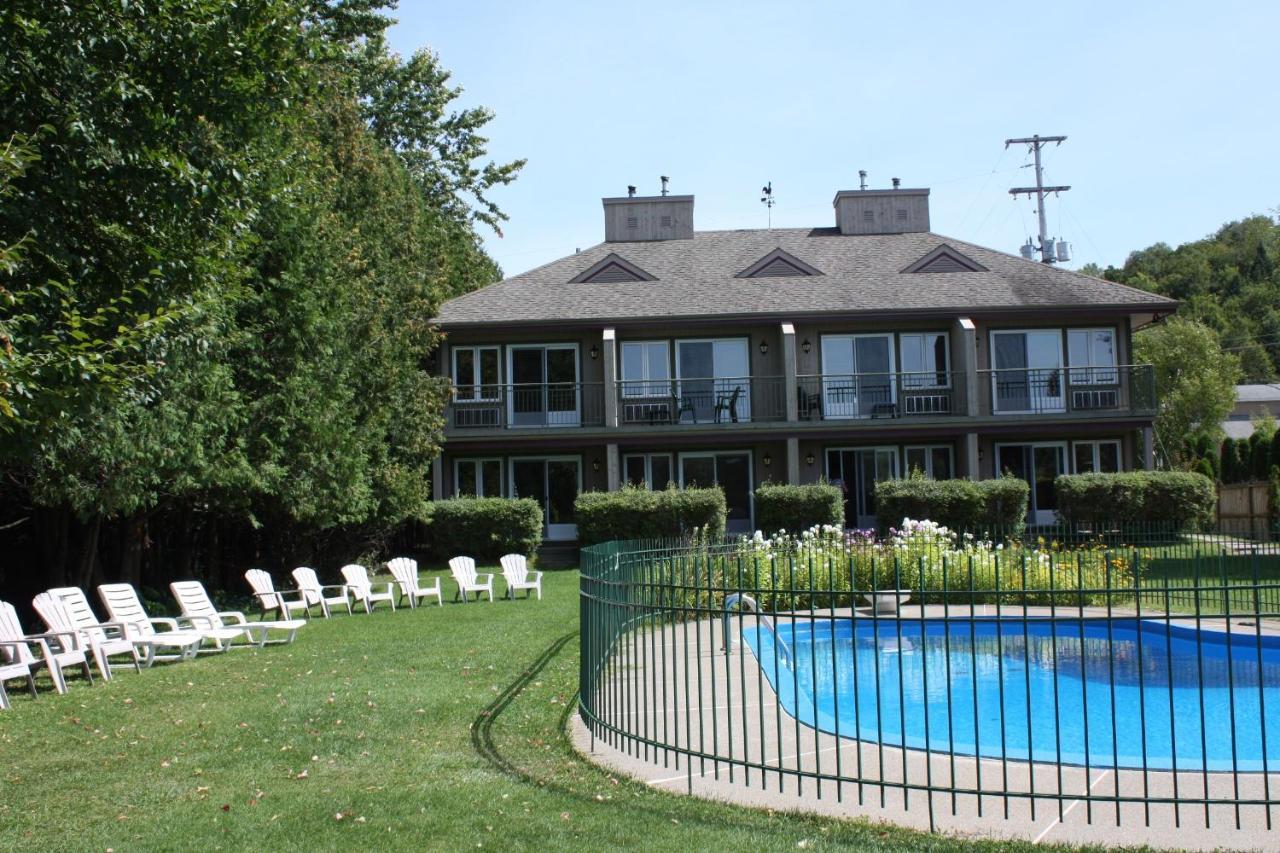 Auberge La Porte Rouge Mont-Tremblant Esterno foto